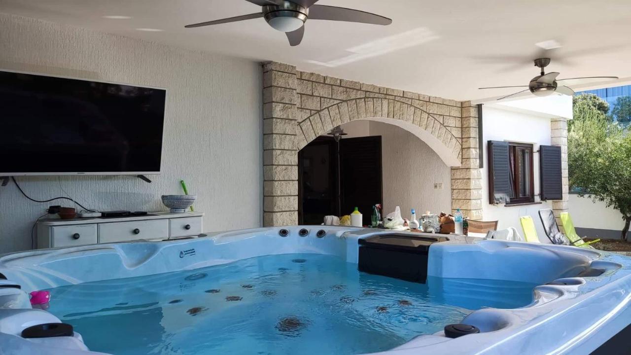 Pagar - With Jacuzzi - Renovated In 2022 *
